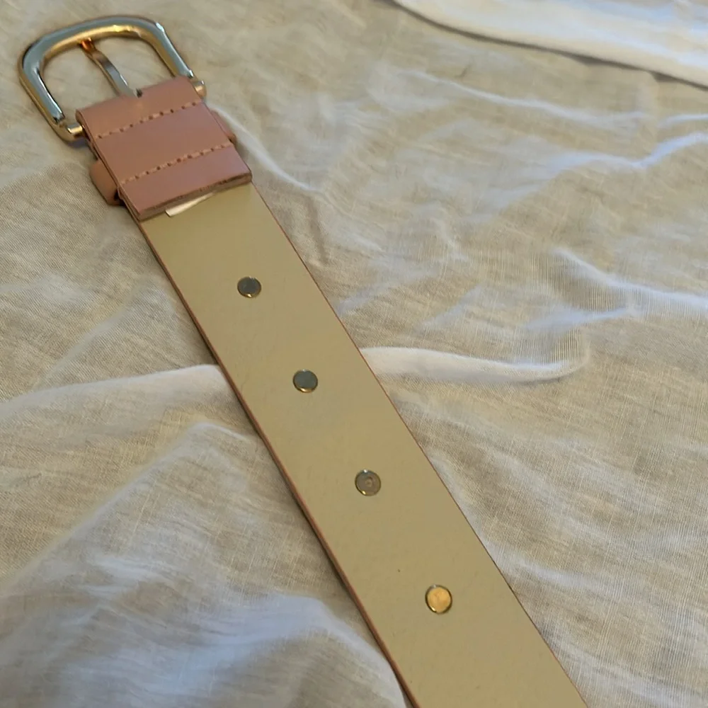 Pink/ pearl belt - Picture 6 of 7